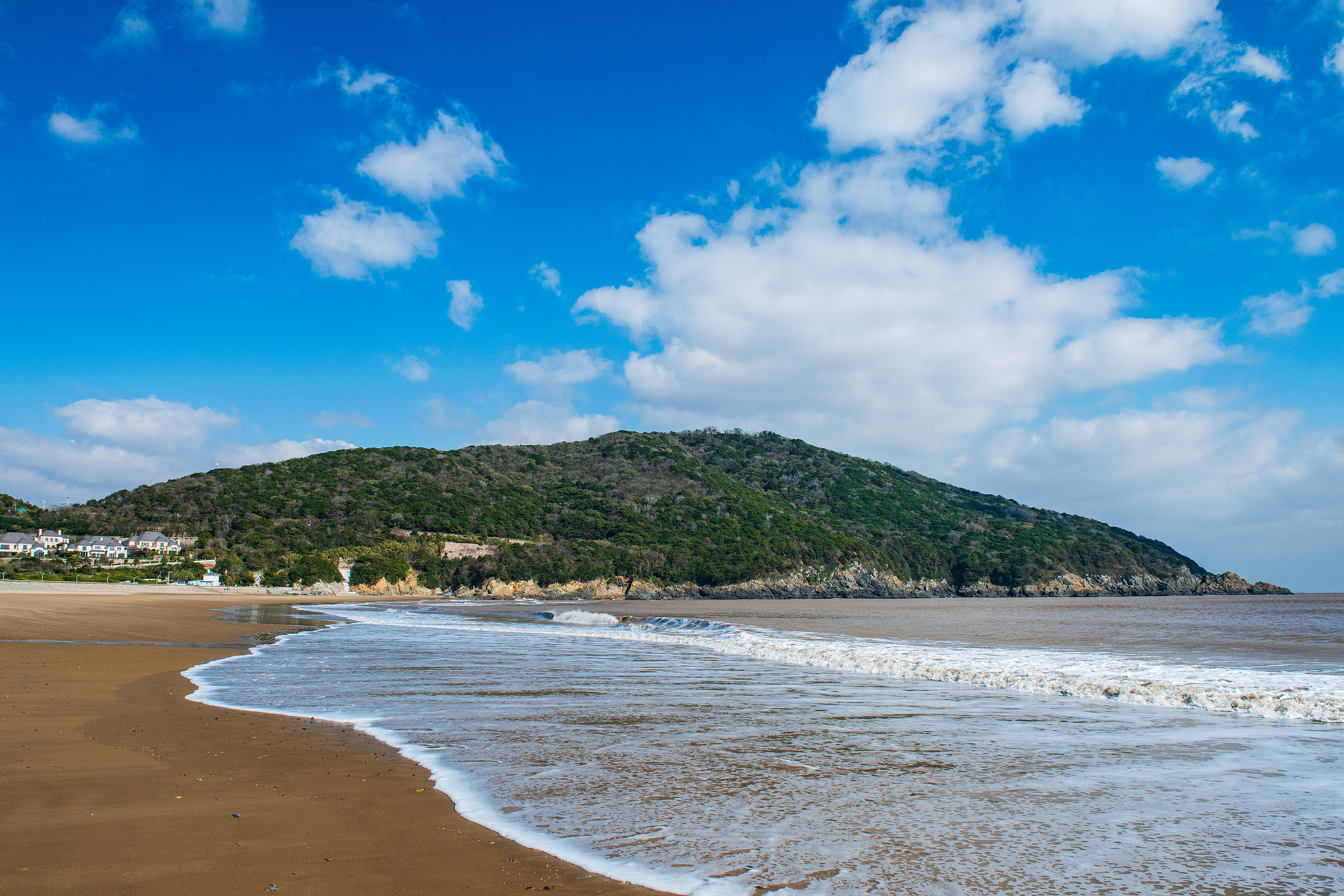 东沙湾海滨浴场