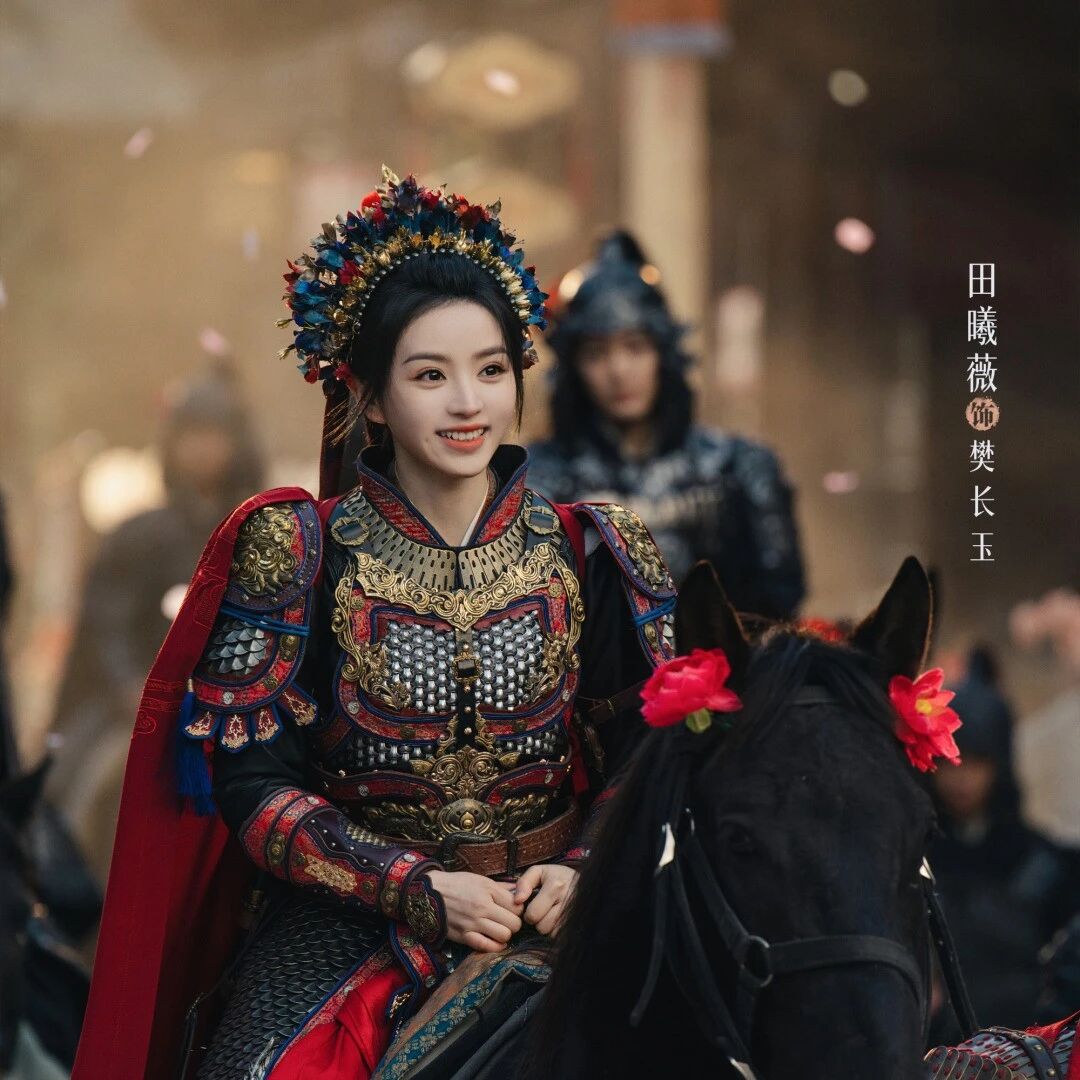 “簪花”对上“粉底液”,为何评价大不同