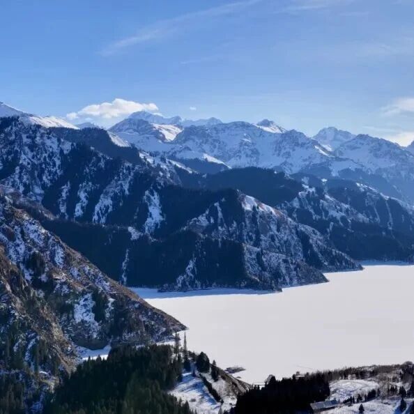 人间四月天,打卡天山天池!这份春日踏青攻略请收好