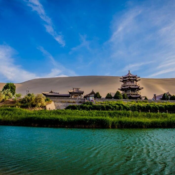 鸣沙山月牙泉景区4月份日出日落时间表出炉啦!