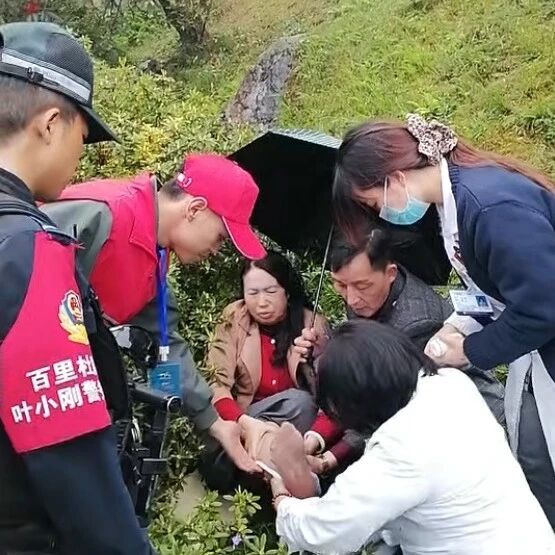 爱在百里 | 花海有温度,服务暖人心,感谢有你们为百里杜鹃默默付出
