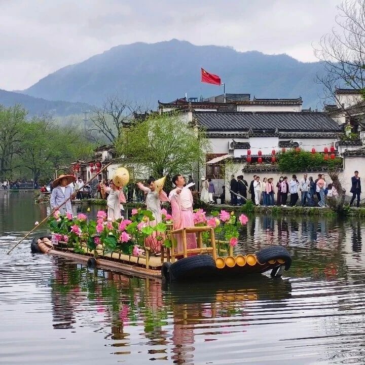 清明首日 | 画里宏村 春色醉游人