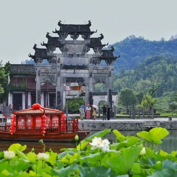 在黟县,看徽州山水,食山野珍馐,居千年古村