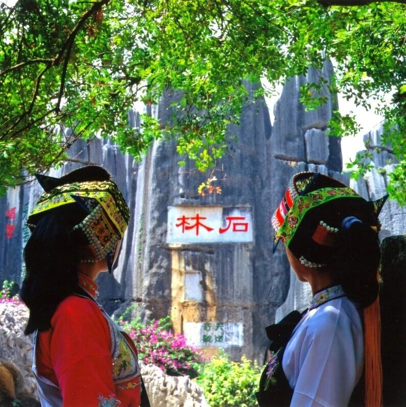为了亿万光年里的那一刹那