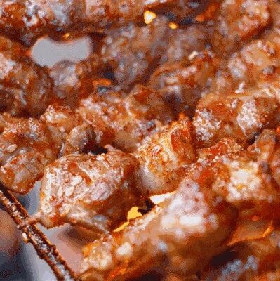 4月25日,喀纳斯美食广场正式营业:你的旅行从这一顿开始