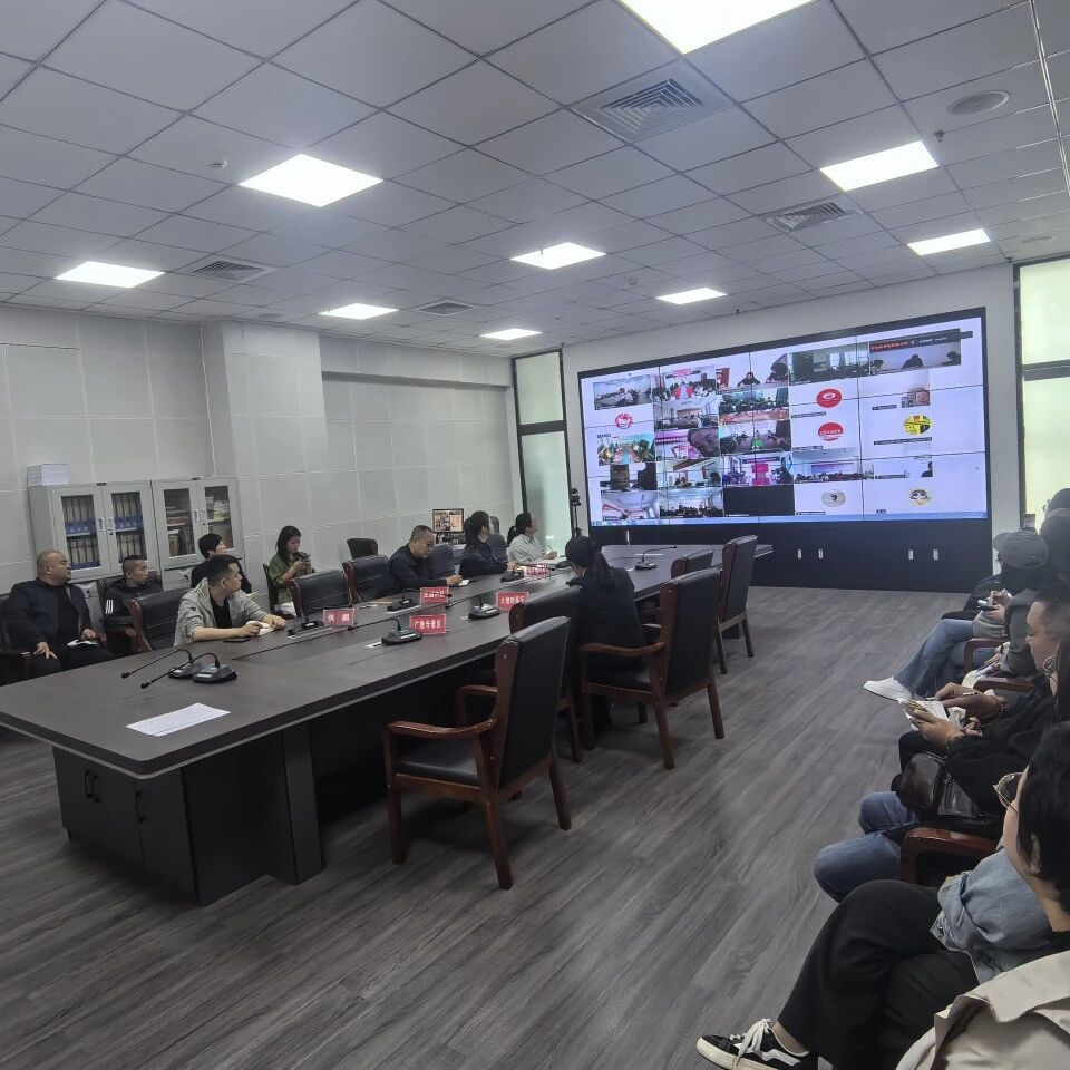 县文旅局组织收听收看全市旅游市场管工作视频会议
