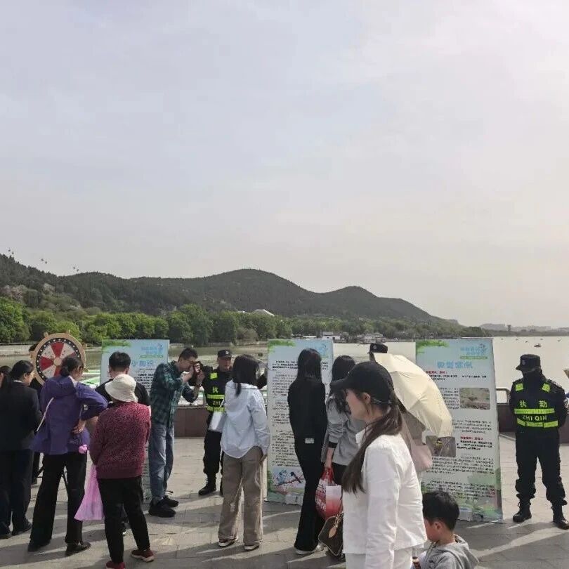 云龙湖景区组织开展“爱鸟周”法治宣传活动