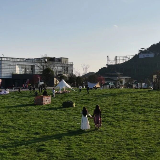 云上草甸·嗨翻五一|方家坪围炉音乐会来啦!超全攻略速藏