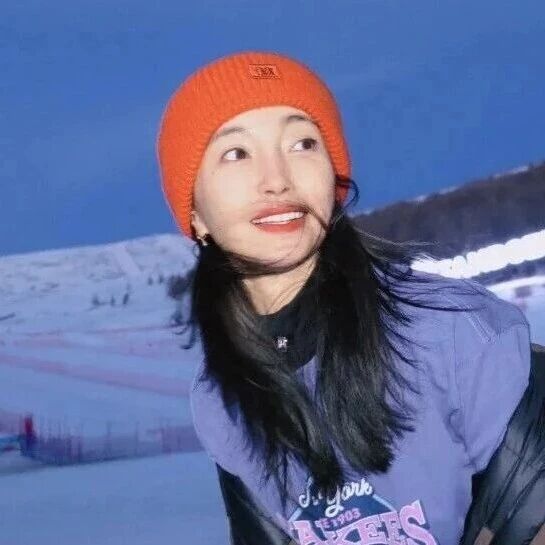 李冰冰又来可可托海滑雪啦!跟着女神解锁雪山滑雪的快乐!