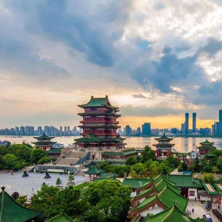 关于滕王阁景区携带身份证实名制入园的温馨提醒