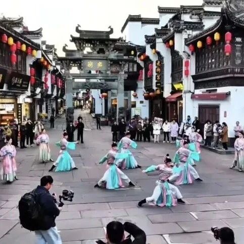 五一来屯嬉,屯溪区各色文旅活动重磅上线!古韵巡游、光影夜游、潮玩嗨趣、非遗研学一站式打卡