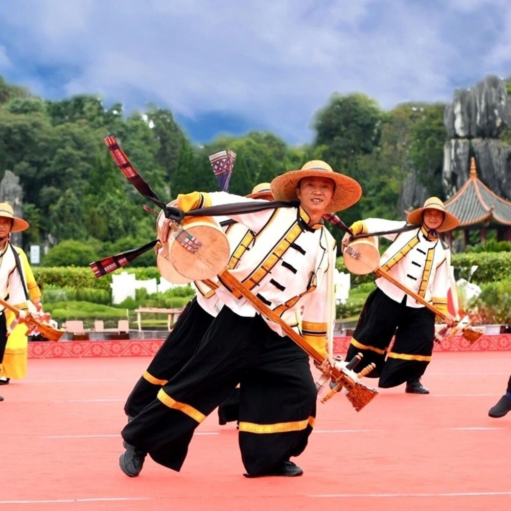 五一潮玩顶流|石林大三弦开跳,弦歌逐舞赴一场全民狂欢