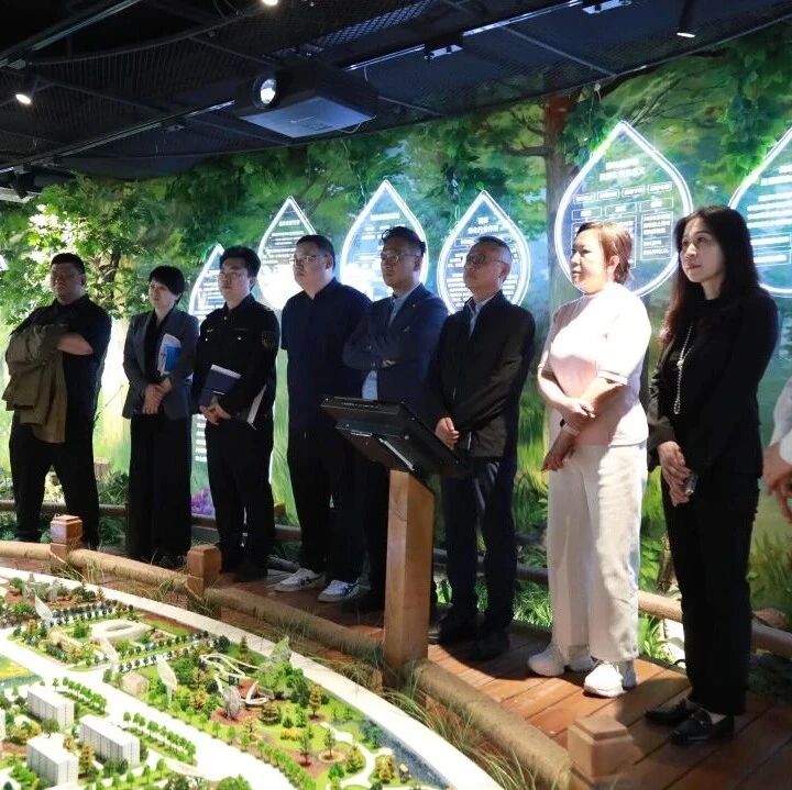 人大东湖街道工委组织开展“代表集中联系选民主题月”暨“人大代表走进科技”活动