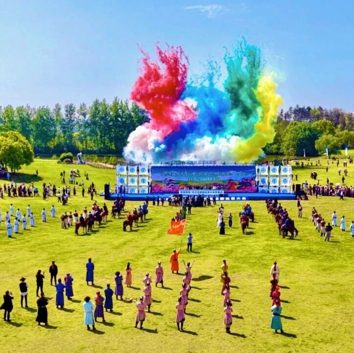 央视点赞!木兰草原那达慕燃爆五一,开幕首日3万游客共赴草原狂欢!