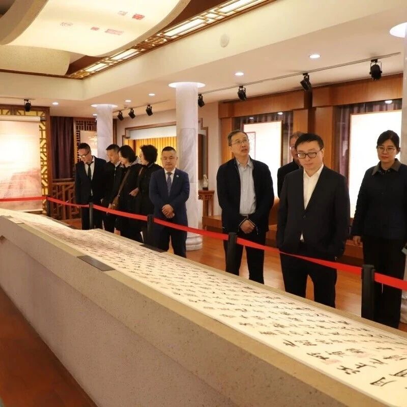 跨越山海,邂逅彭城!法国中法友谊互助协会走进徐州云龙湖