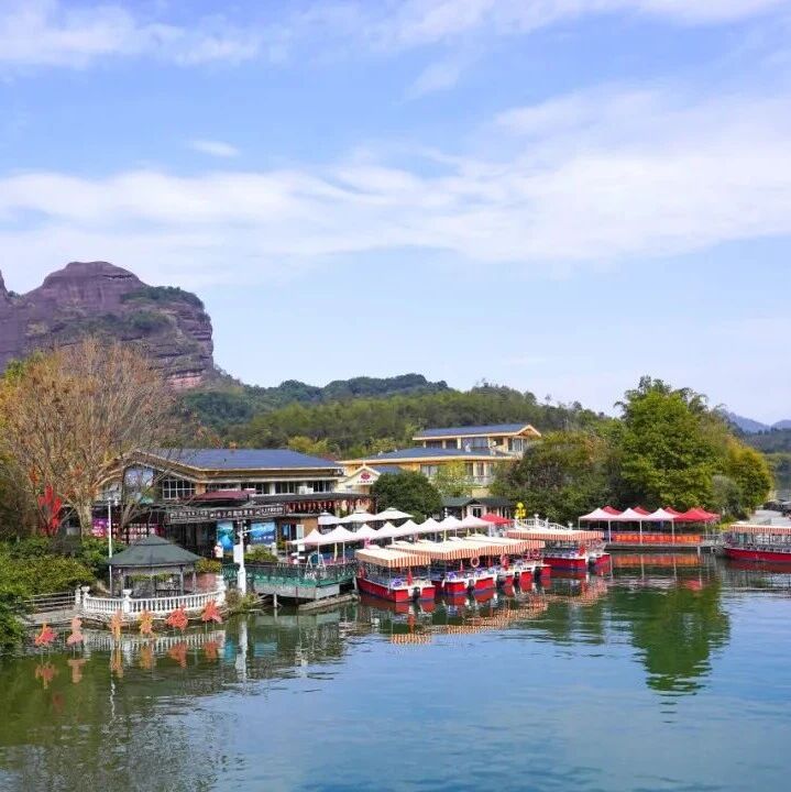 丹霞登山:两日游如何走? 这几条路线你一定要知道...