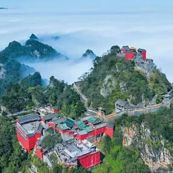武当山景区发布停车攻略 8785个车位保障畅行