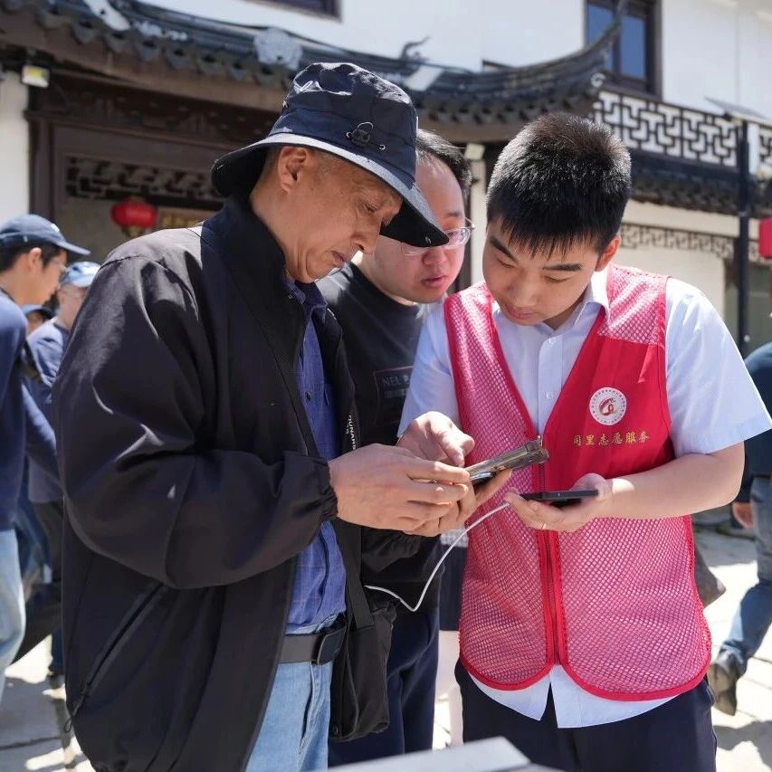 致敬“同旅人”:你的假期,他们守护