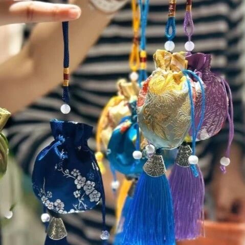 最后4组名额,手慢无!带娃做一枚香囊!